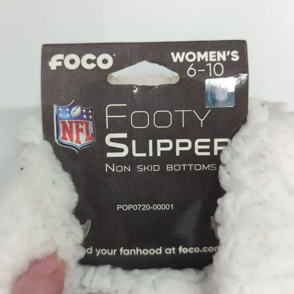 NFL Foco Wisconsin Green Bay Packers  Women's Logo Tall Fuzzy Slippers 6-10